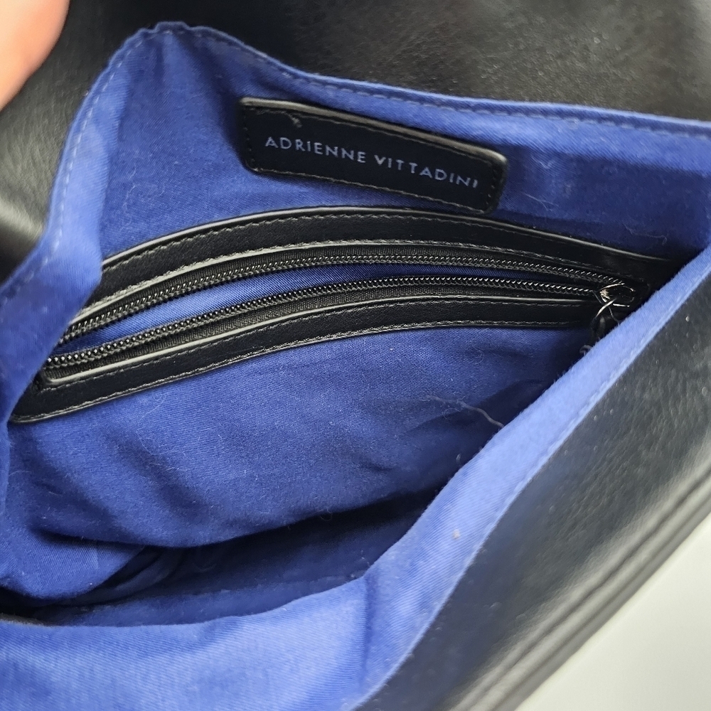 ADRIENNE VITADINNI Black messenger bag with adjustable strap - Picture 14 of 16